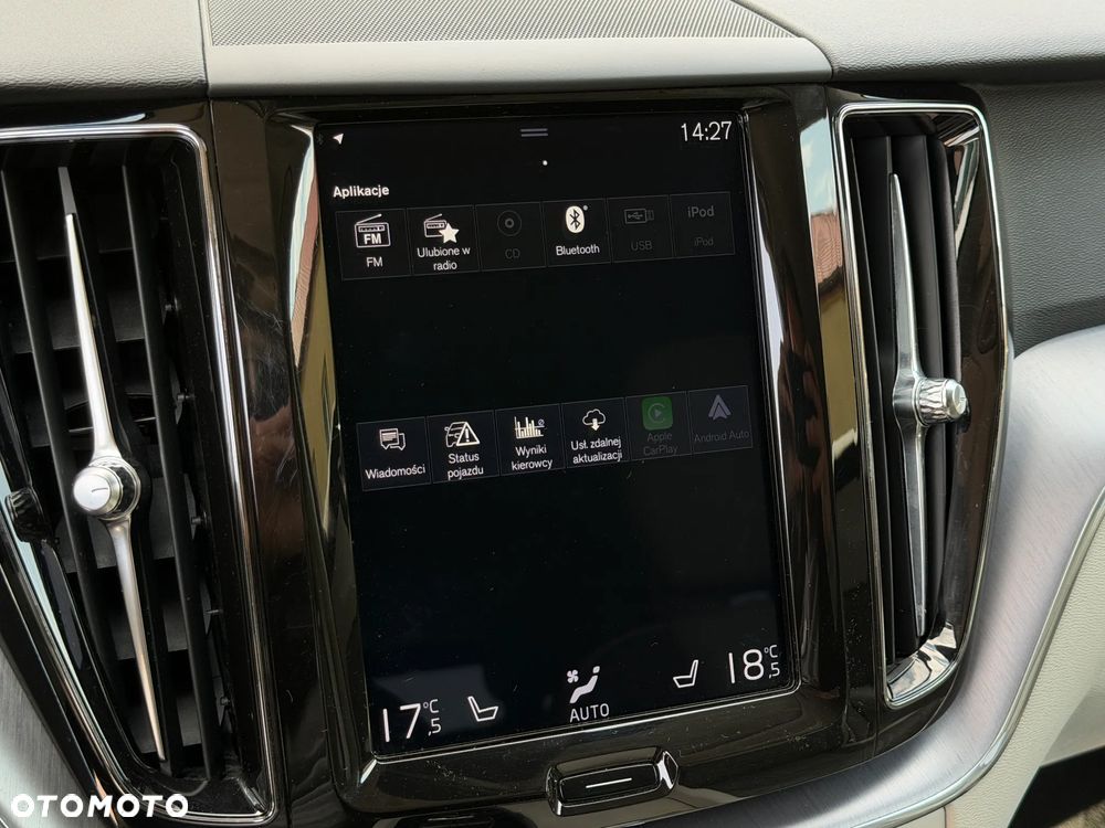 Volvo XC 60 B4 D AWD Momentum Pro - 19