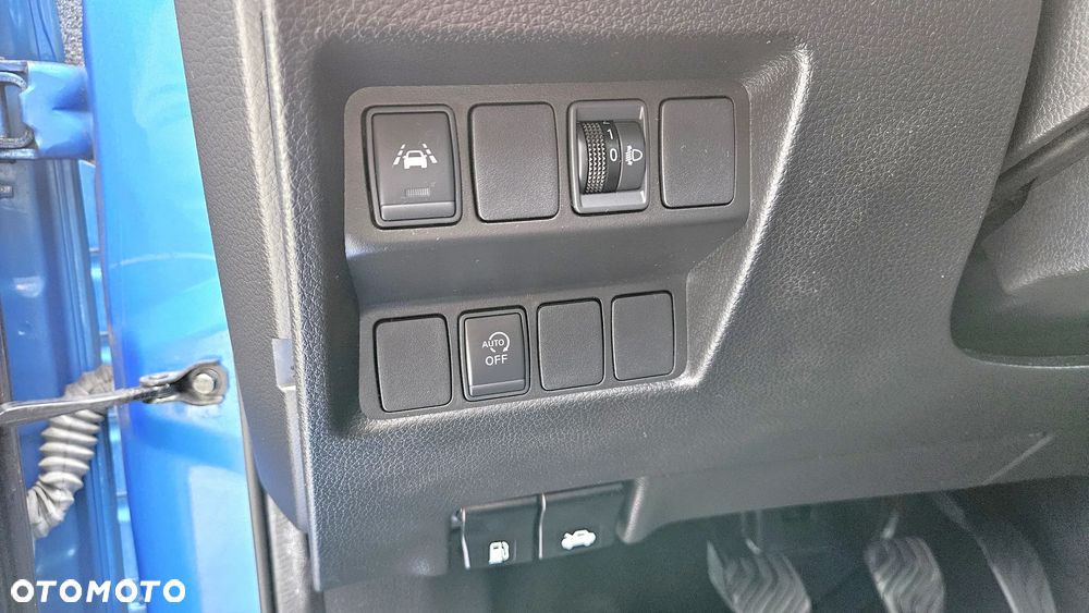 Nissan Qashqai 1.7 dCi N-CONNECTA - 24