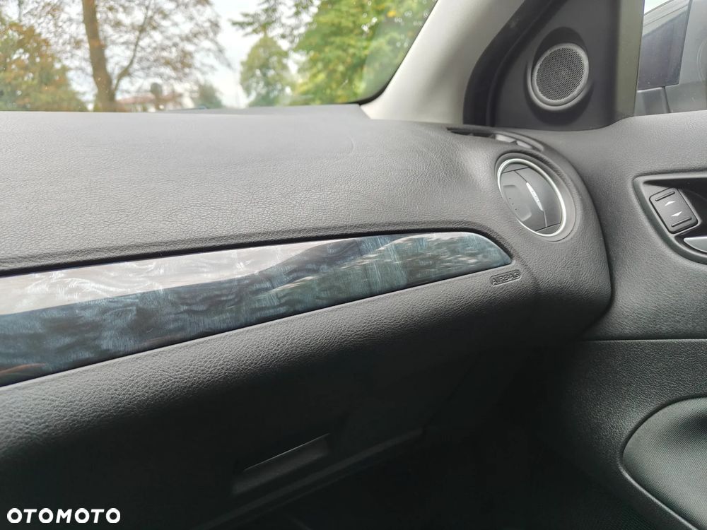 Ford Mondeo - 30