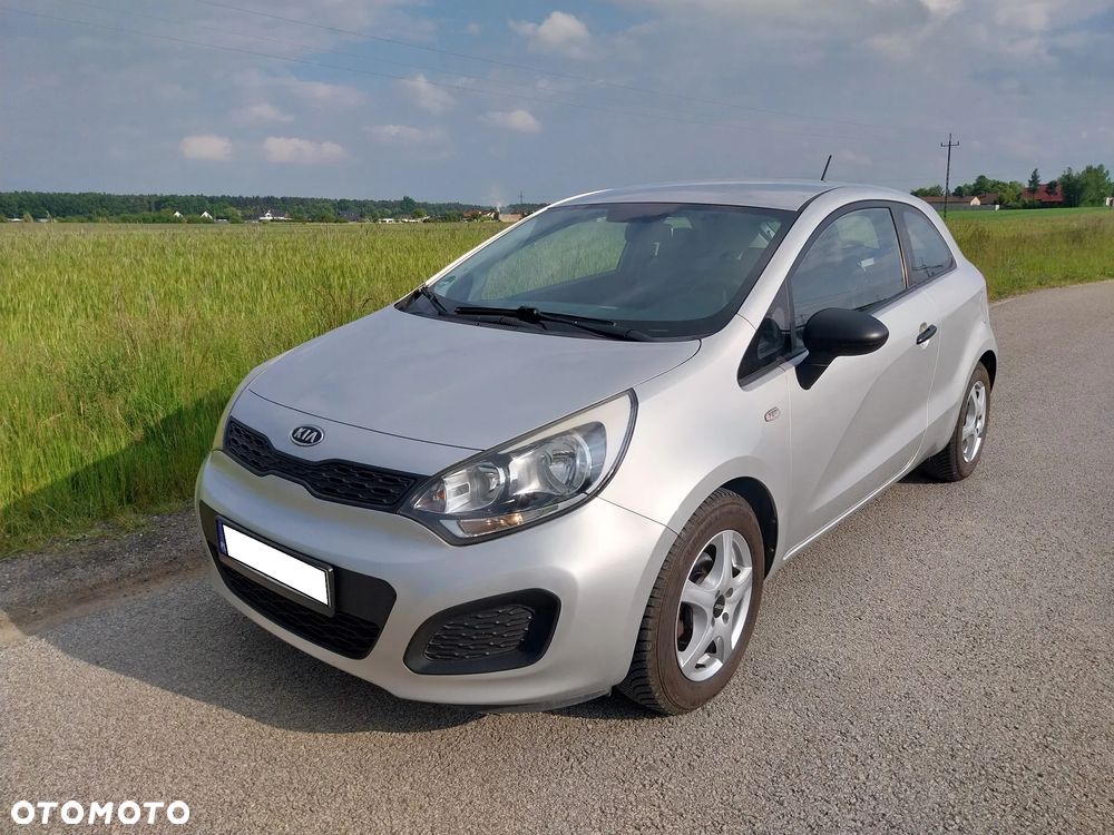 Kia Rio - 2