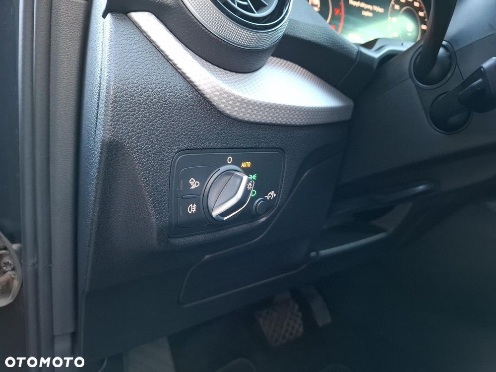 Audi Q2 35 TFSI Advanced S tronic - 22