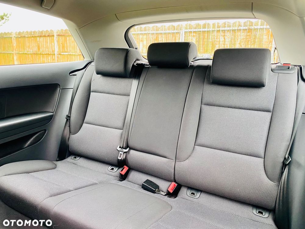 Audi A3 3-drzwiowe 1.2 TFSI Ambiente - 36