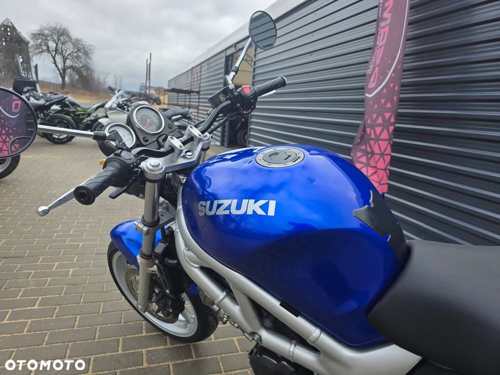 Suzuki SV - 10