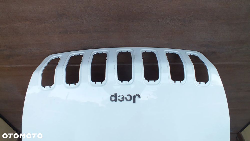 Maska silnika Jeep Cherokee KL - 6