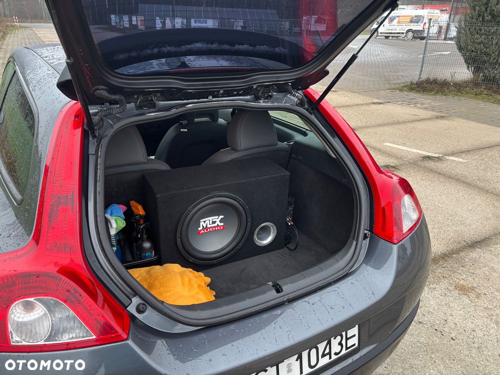 Volvo C30 2.0D Momentum - 12