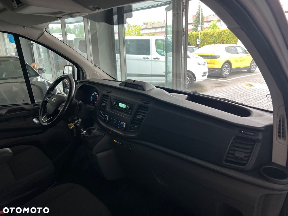 Ford Transit Custom - 37