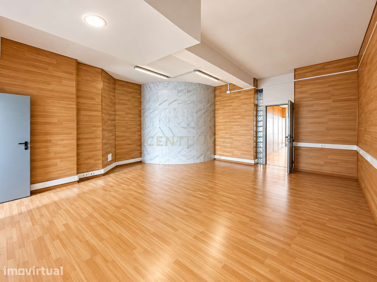 Estabelecimento Comercial | Fonte Luminosa | Caldas da Rainha - Grande imagem: 4/10