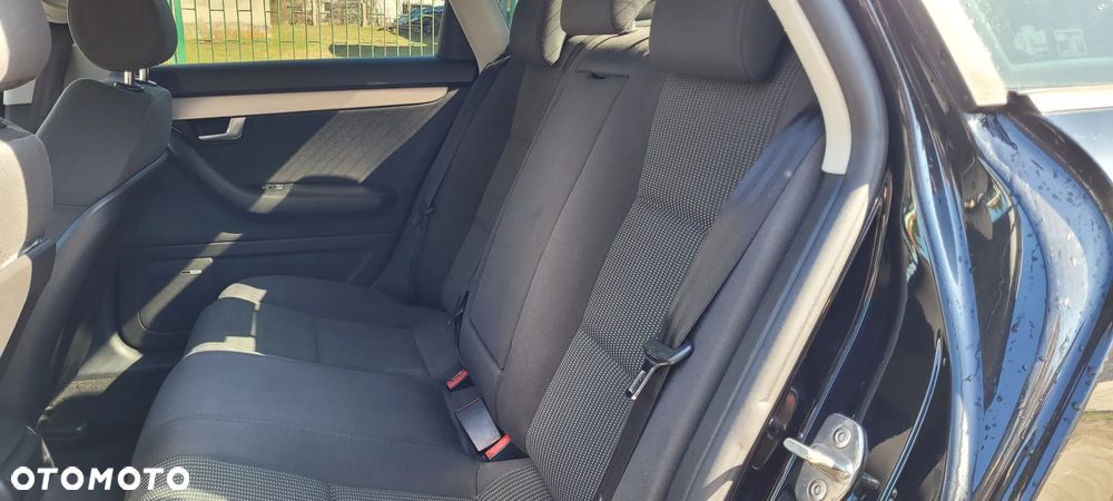 Audi A4 Limousine 2.0 TDI - 6