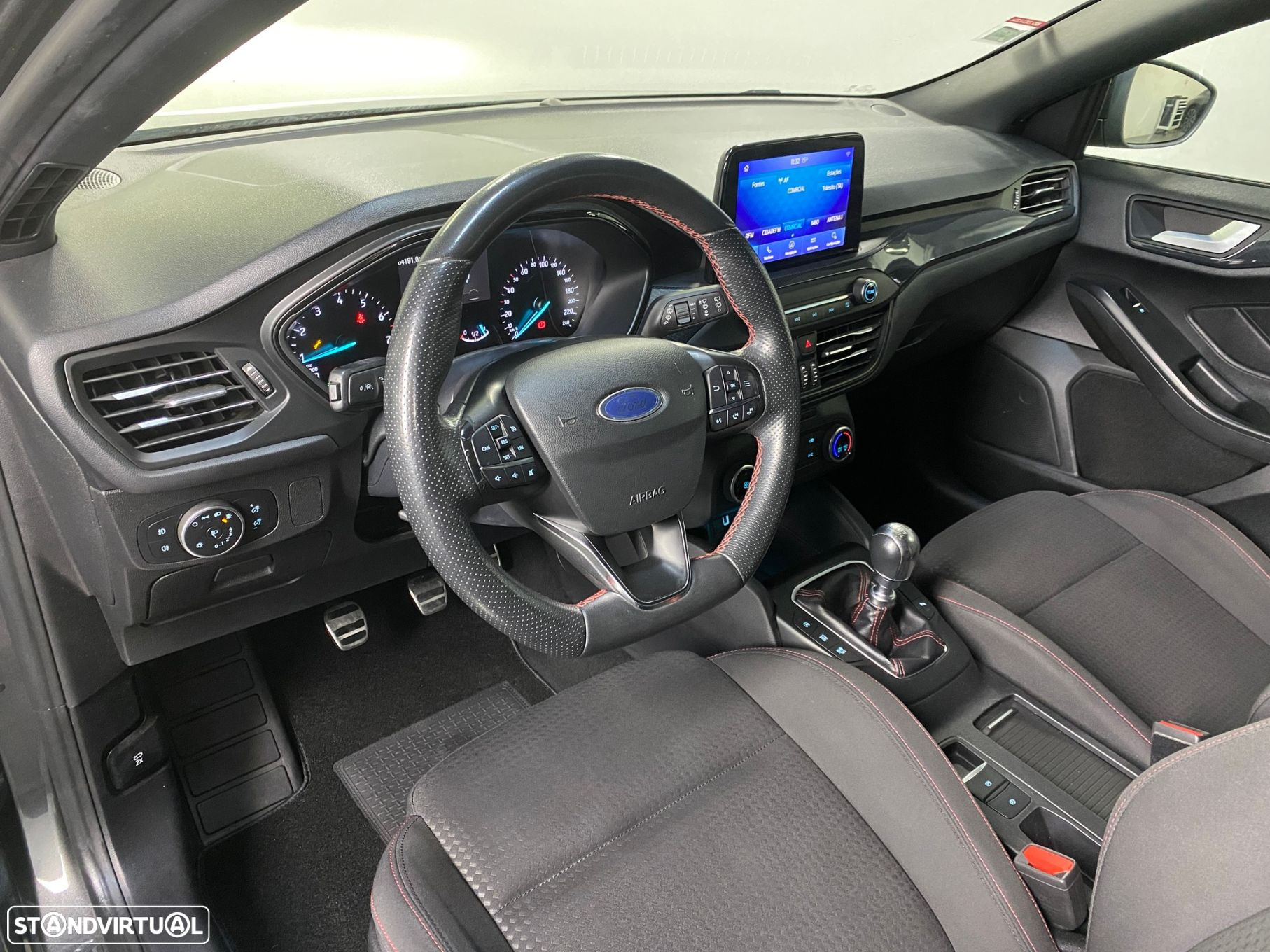 Ford Focus SW 1.0 EcoBoost ST-Line - 5