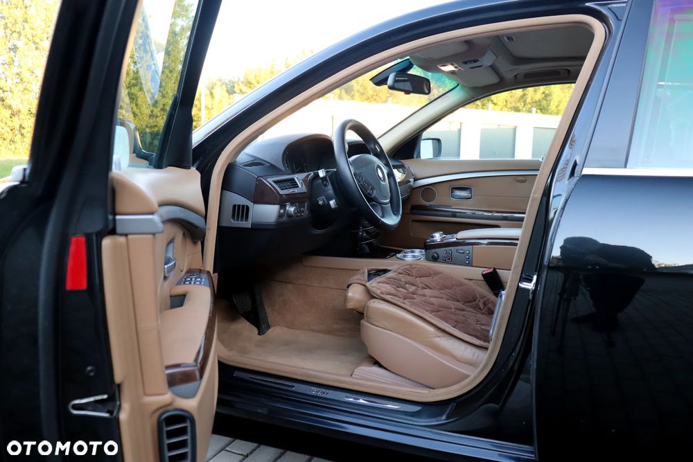 BMW Seria 7 - 20