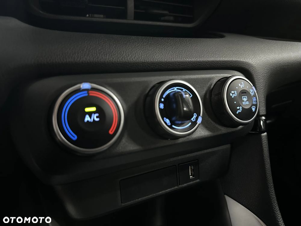 Toyota Yaris 1.5 Comfort CVT - 20