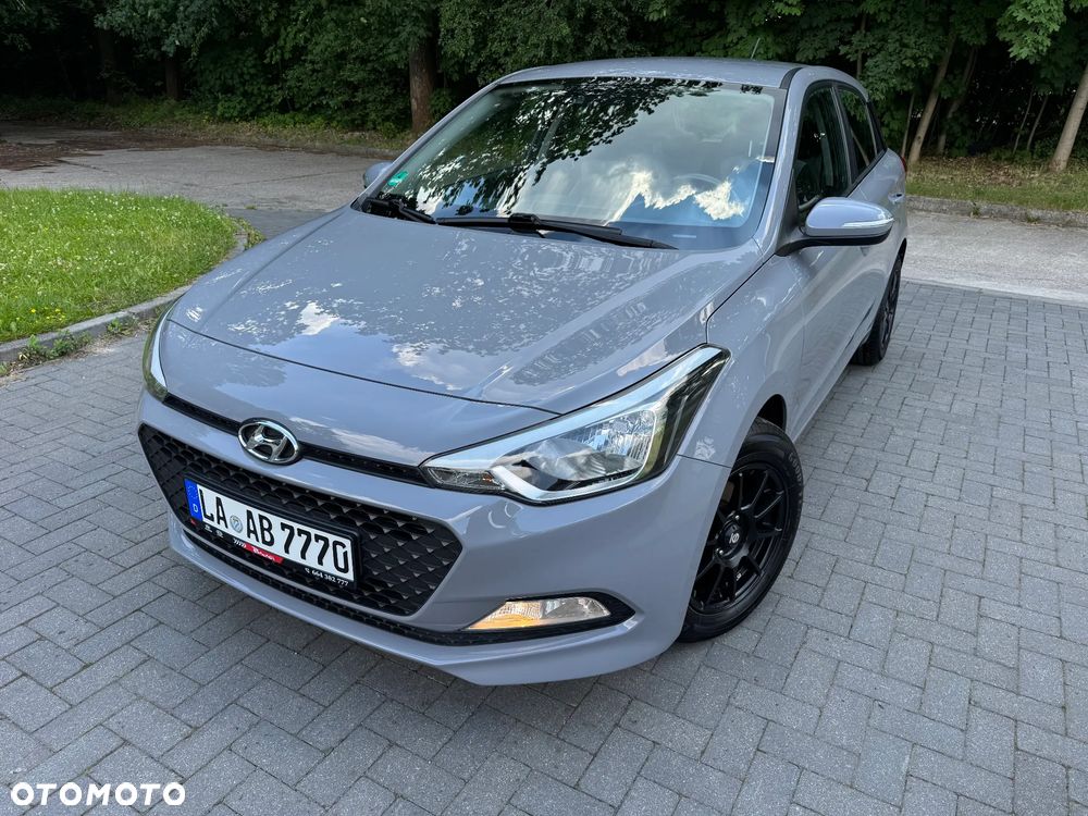 Hyundai i20 blue 1.2 Style - 4