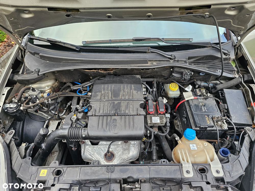 Fiat Grande Punto 1.4 8V - 28