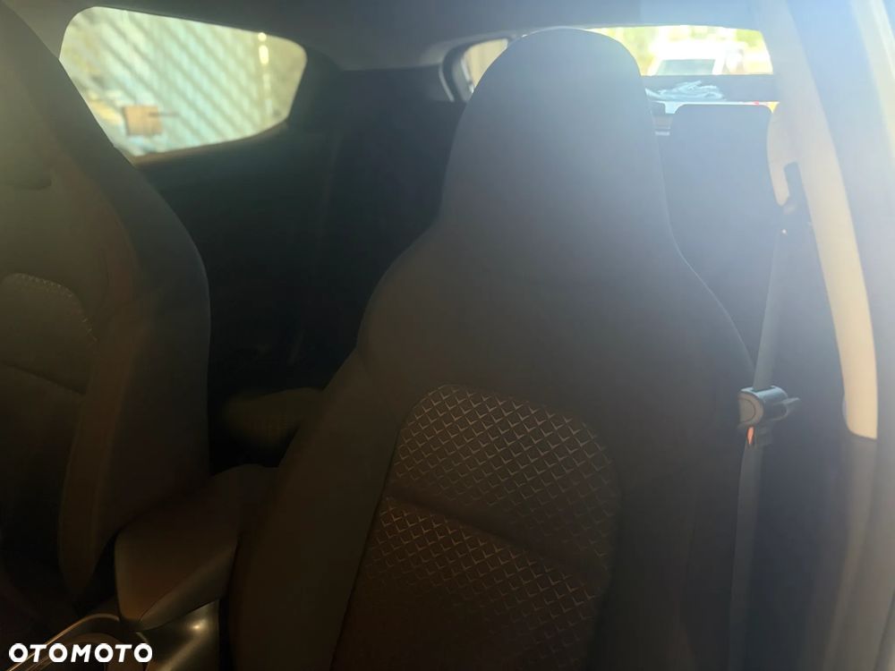 Nissan Juke 1.0 DIG-T Acenta - 22