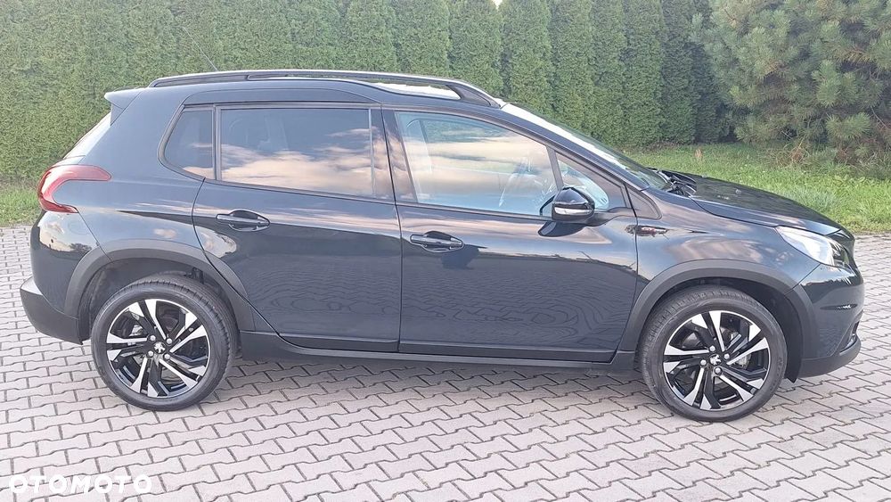 Peugeot 2008 - 10