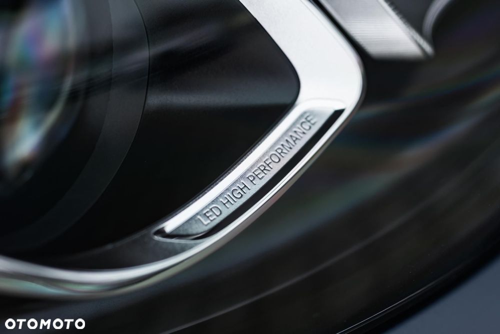 Mercedes-Benz GLC - 39