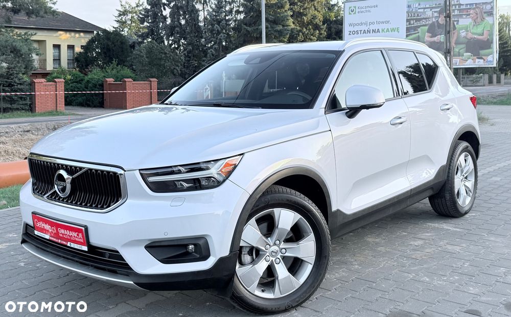 Volvo XC 40 T5 AWD Momentum Pro - 24