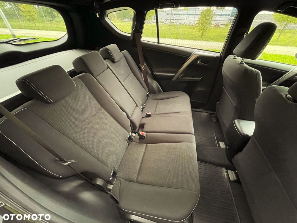 Toyota RAV4 2.0 D-4D Premium 4x2 - 12