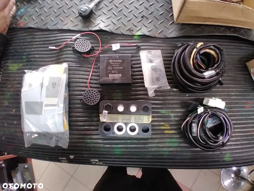 Toyota Prius Plus Zestaw Czujników Parkowania Wiązka Moduł Głosniczki Czujniki - 1
