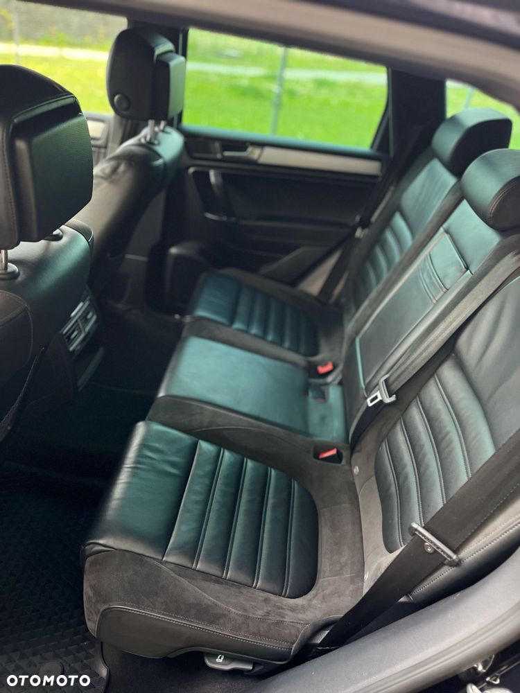 Volkswagen Touareg 3.0 V6 TDI BMT - 11