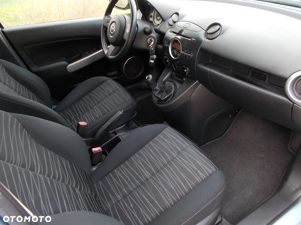 Mazda 2 1.3 Dynamic - 8