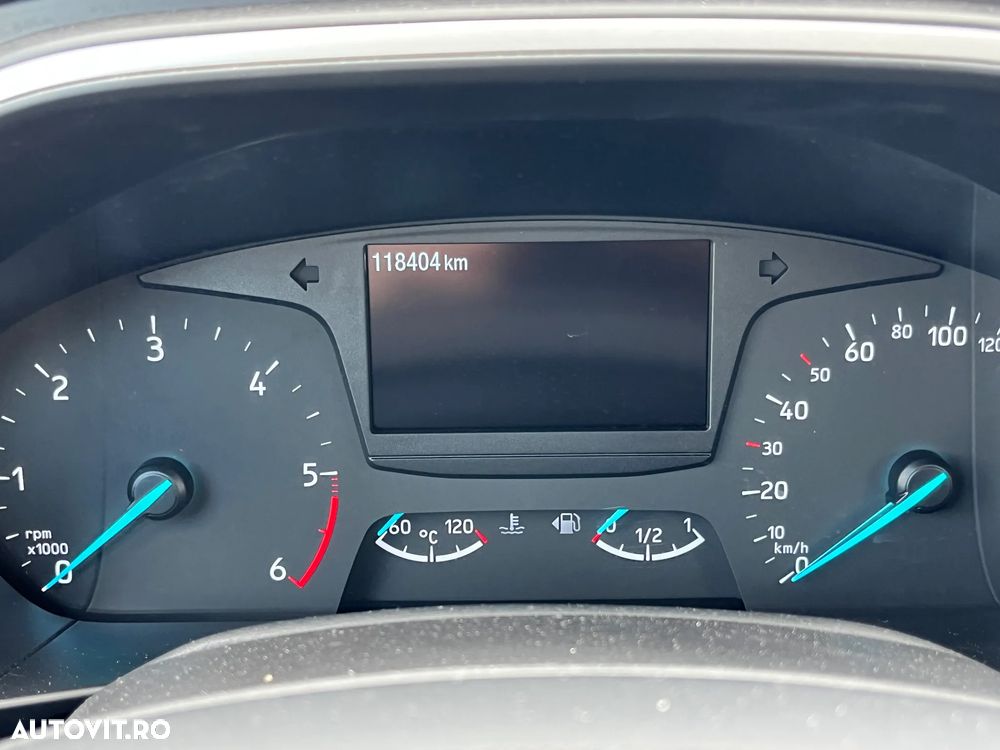 Ford Focus - 15