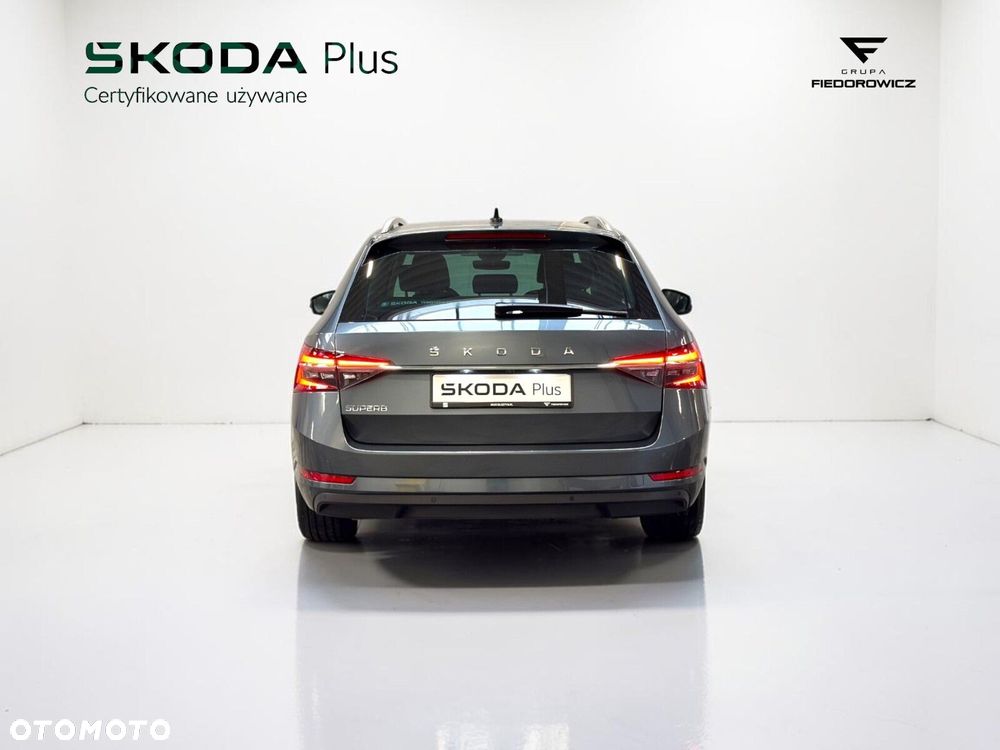 Skoda Superb 2.0 TDI SCR Style DSG - 8