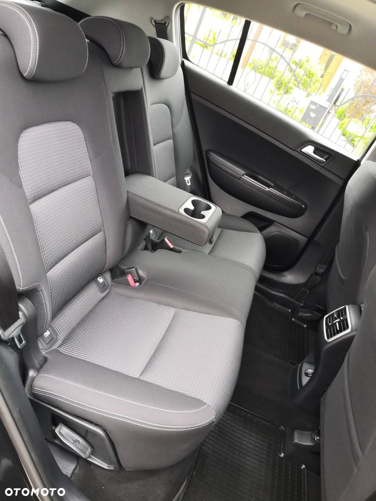 Kia Sportage 1.6 CRDI 2WD VISION - 17