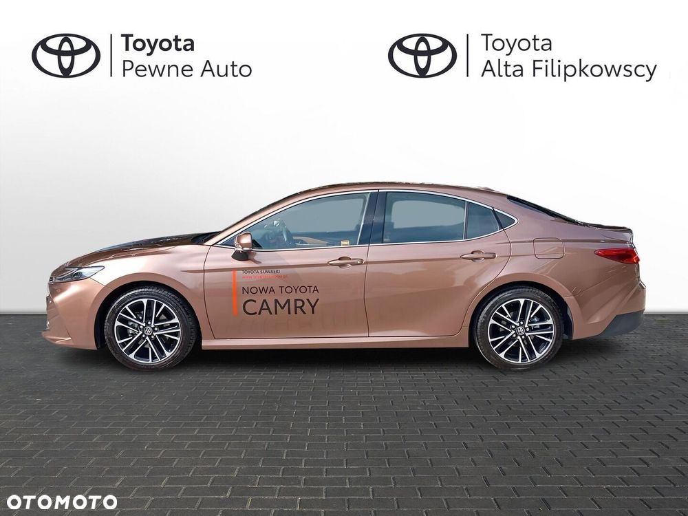 Toyota Camry - 7