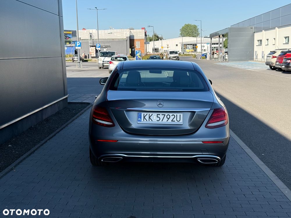 Mercedes-Benz Klasa E - 5
