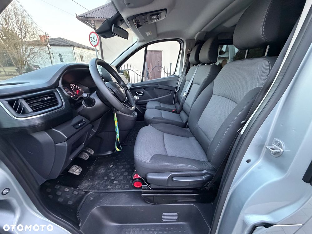 Renault Trafic - 17