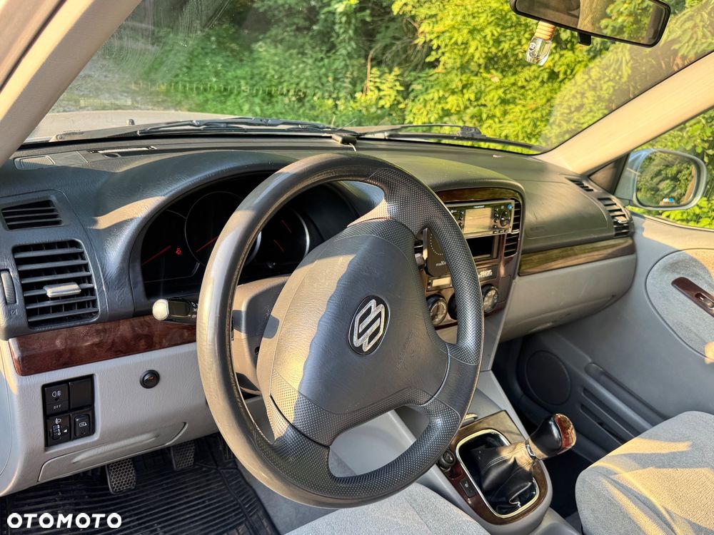 Suzuki Grand Vitara 2.7 V6 - 10