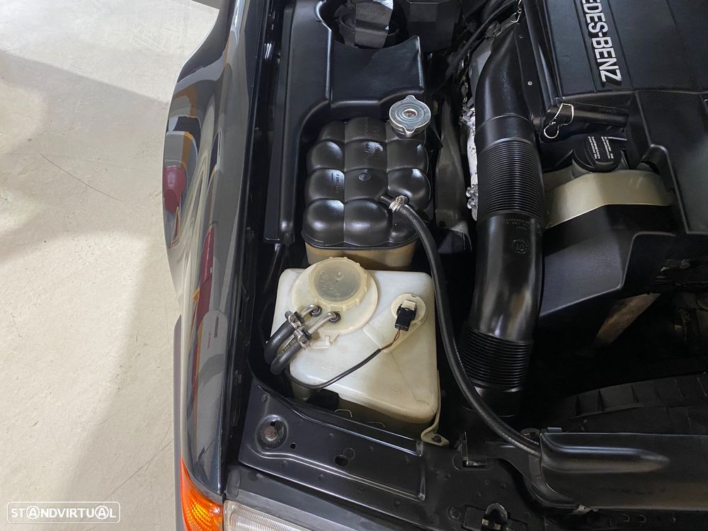 Mercedes-Benz SL 500 Standard - 27
