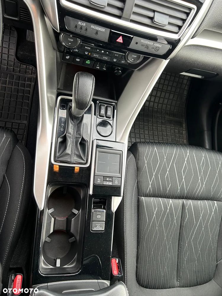 Mitsubishi Eclipse Cross 1.5 T GPF Intense Plus CVT - 22