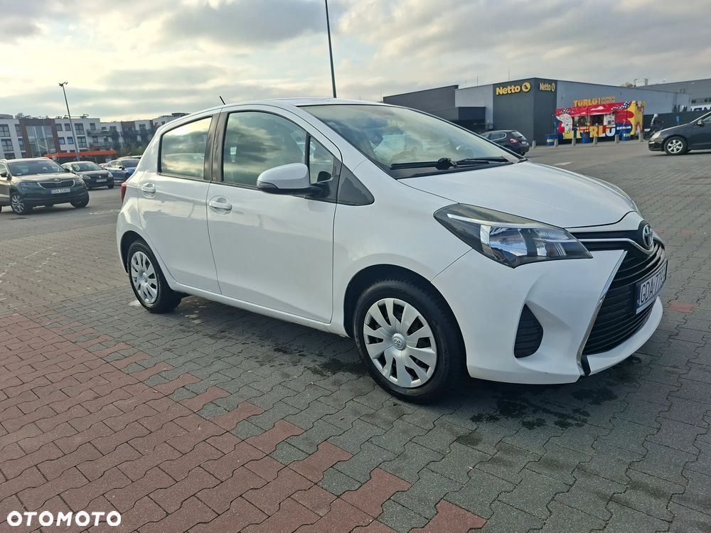 Toyota Yaris - 8