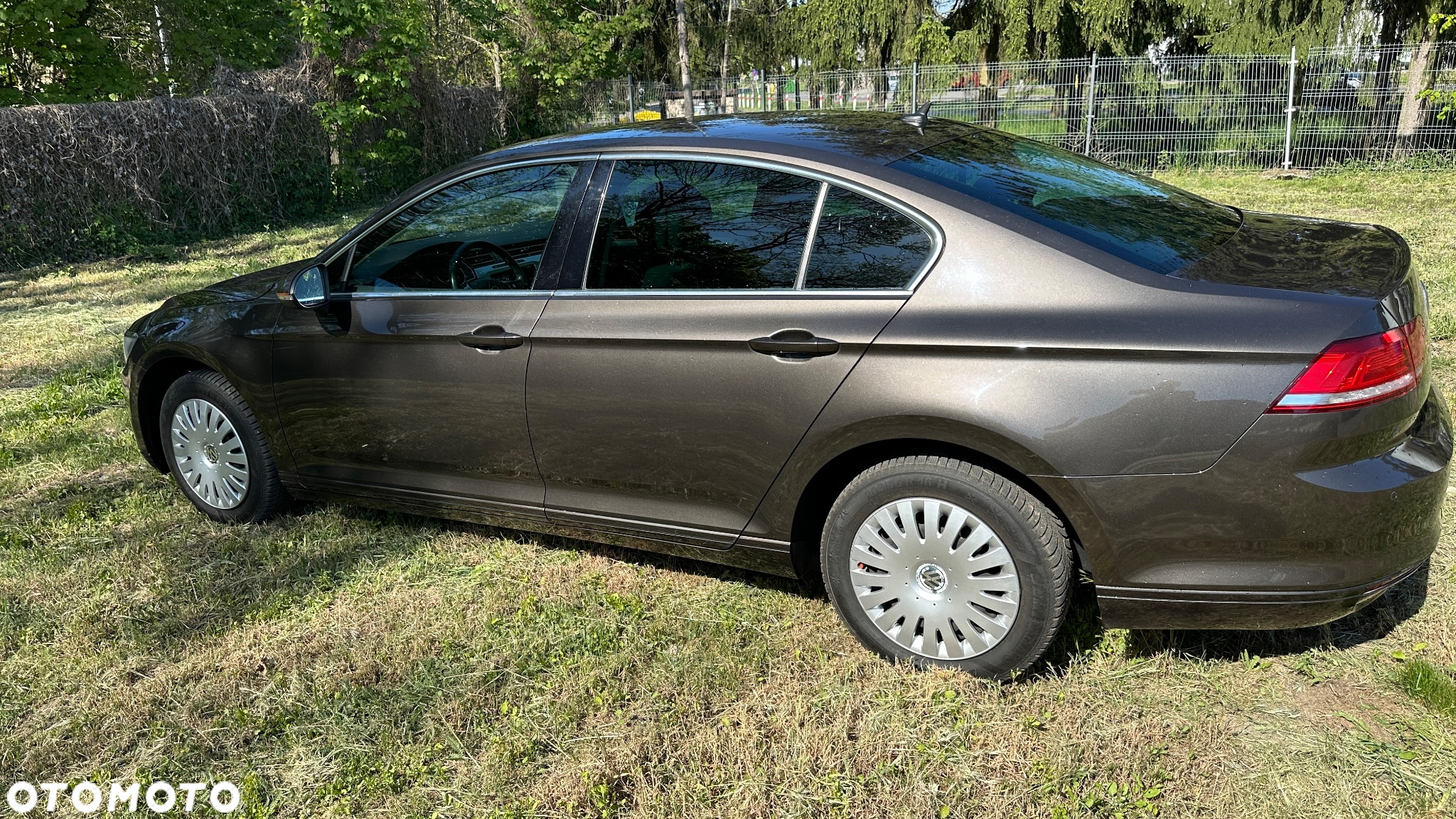 Volkswagen Passat 2.0 TDI (BlueMotion Technology) DSG Comfortline - 4