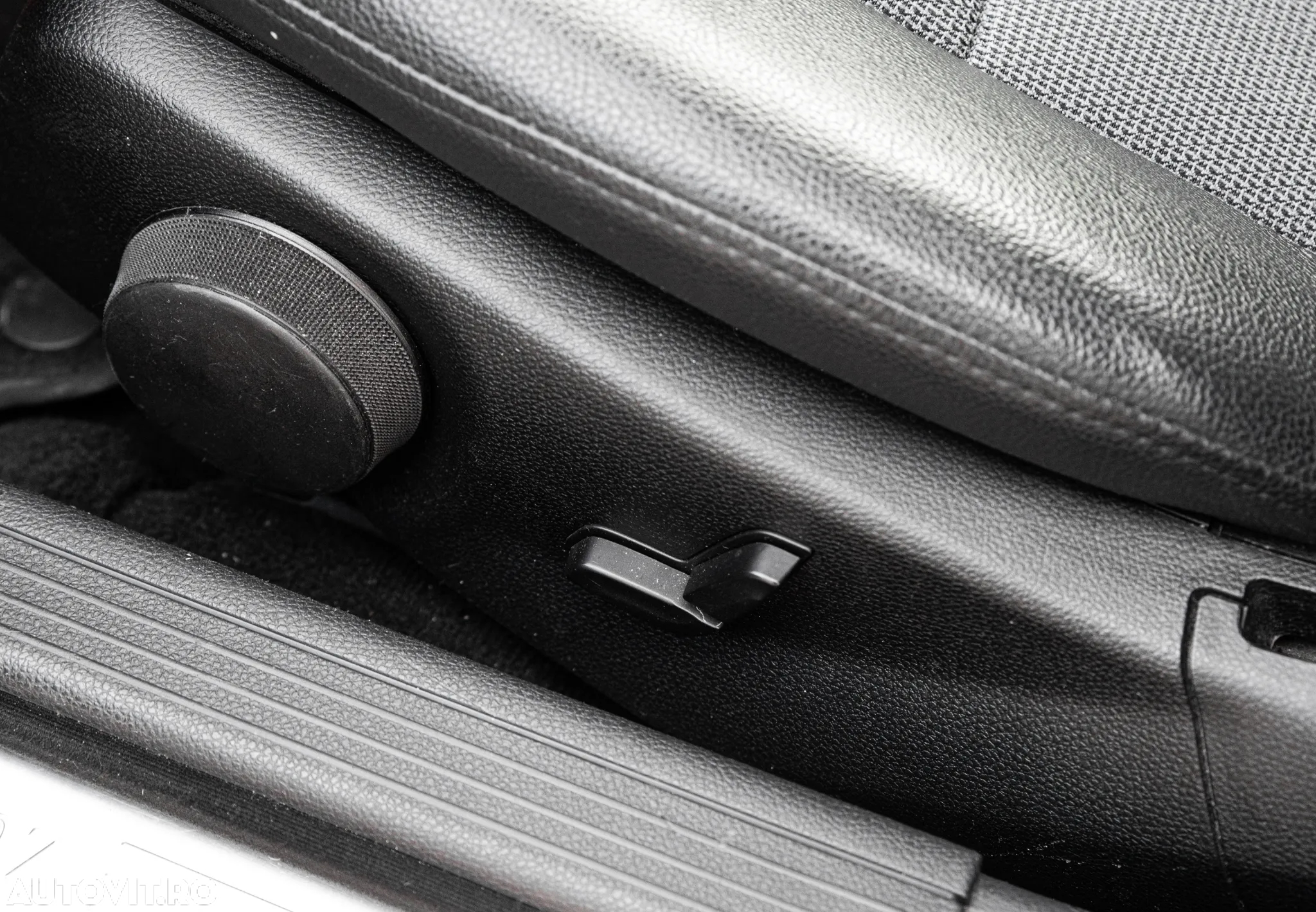 Mercedes-Benz C 220 CDI DPF Automatik Avantgarde - 24