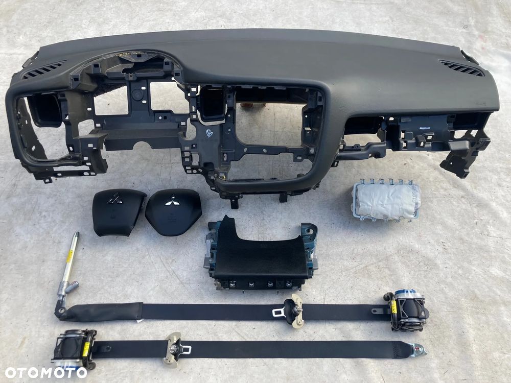 MITSUBISHI OUTLANDER EU USA KANADA DESKA KONSOLA KOKPIT PULPIT PÓŁKA PARAPET PODUSZKI POWIETRZNE PODUSZKA POWIETRZNA KOLAN KOLANOWA AIRBAG PASY PAS AIR BAG SRS   OKAZJA !!! - 1