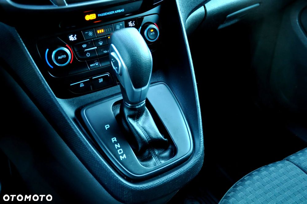 Ford Transit connect - 34