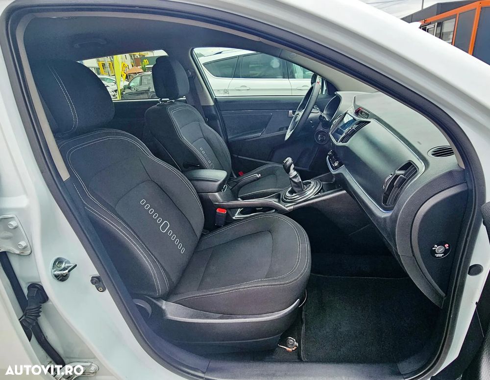 Kia Sportage - 16