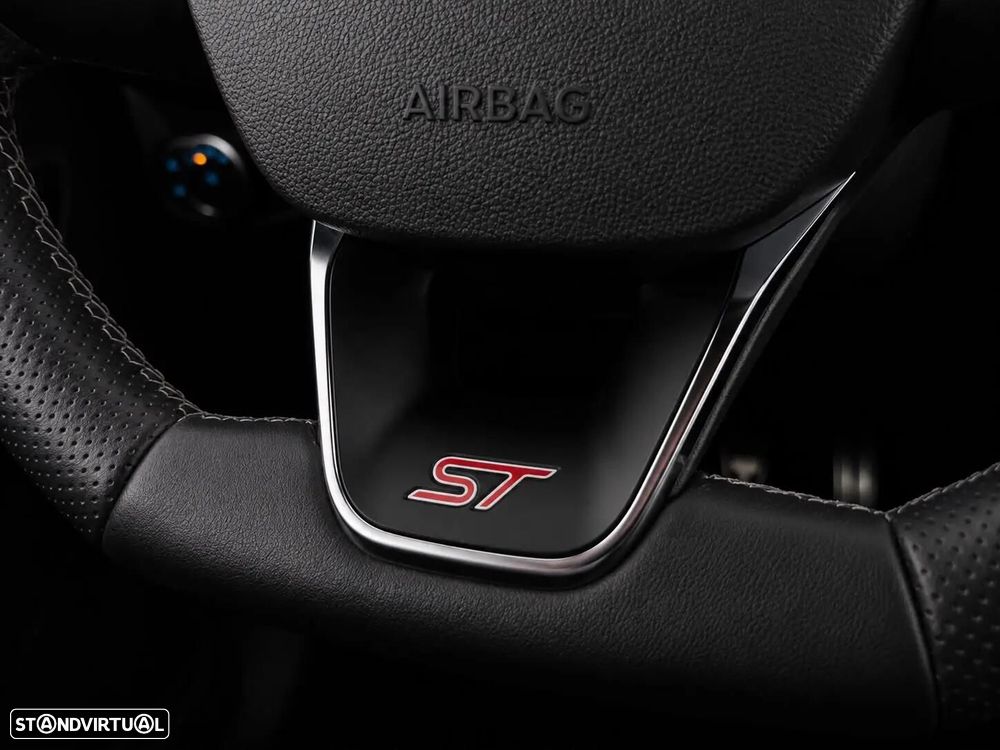 Ford Fiesta 1.5 EcoBoost S&S c/ Pack Pele Exclusiva ST - 34