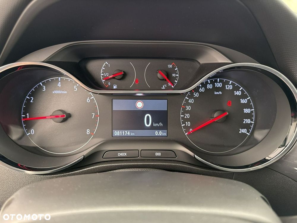 Opel Crossland - 15