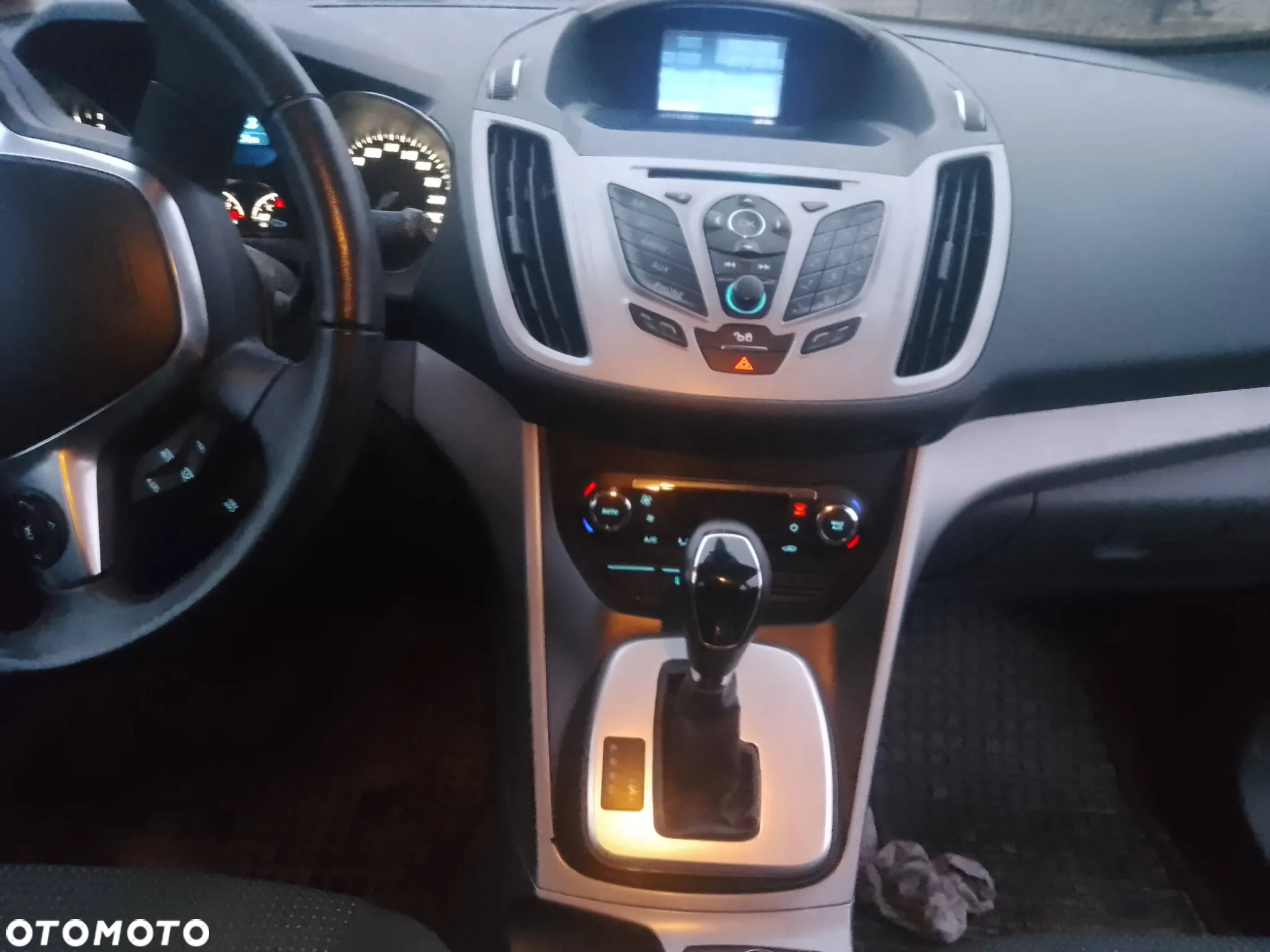 Ford Grand C-MAX - 8