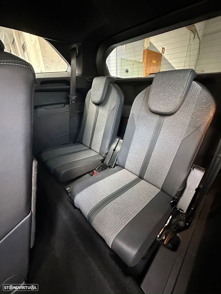 Peugeot 5008 1.2 Hybrid Allure Pack e-DCS6 - 11