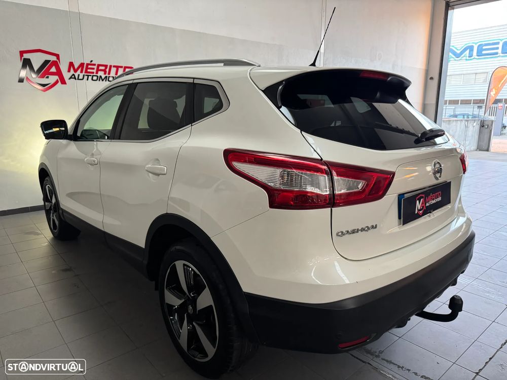 Nissan Qashqai 1.2 DIG-T TEKNA+ - 4