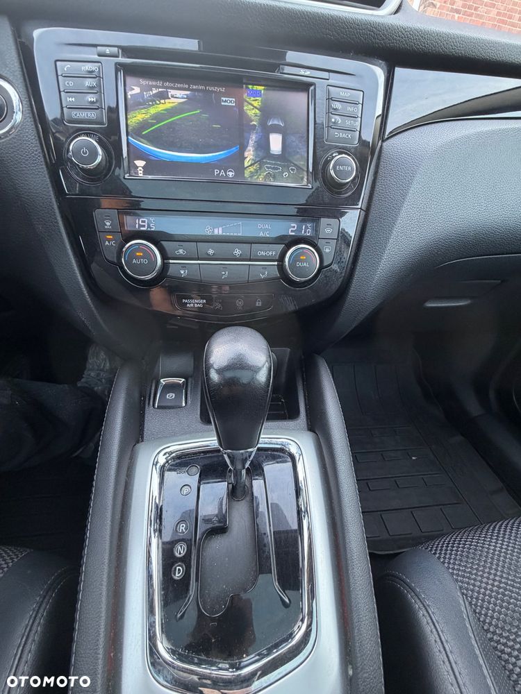 Nissan Qashqai - 22