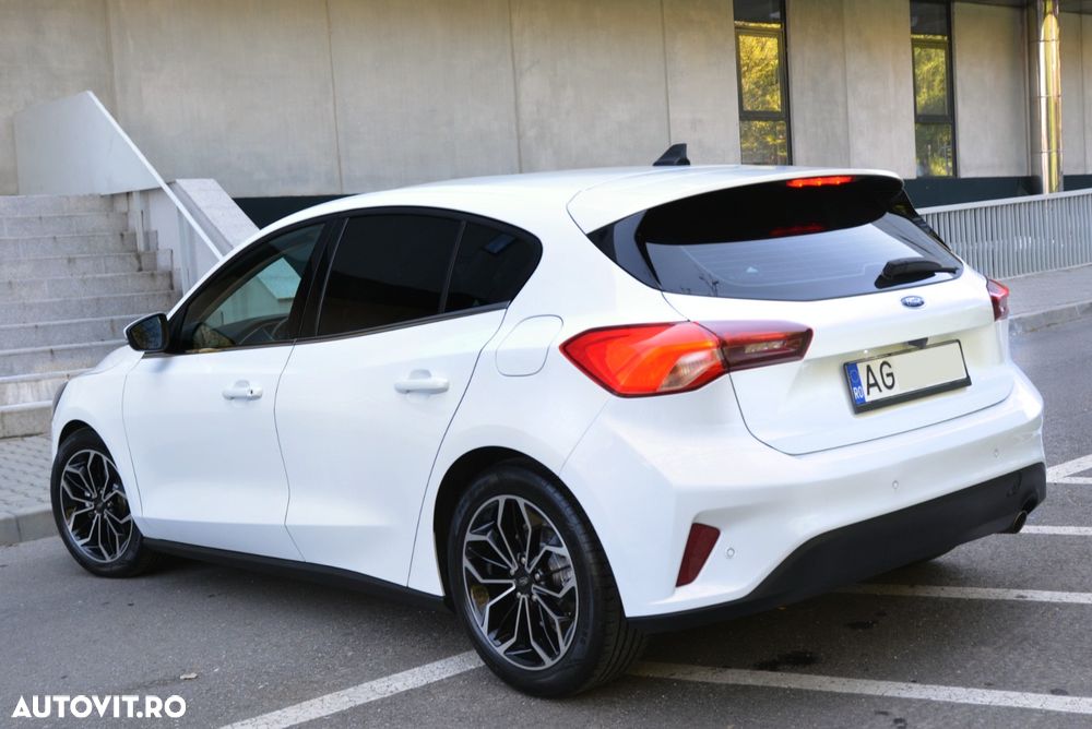 Ford Focus - 4