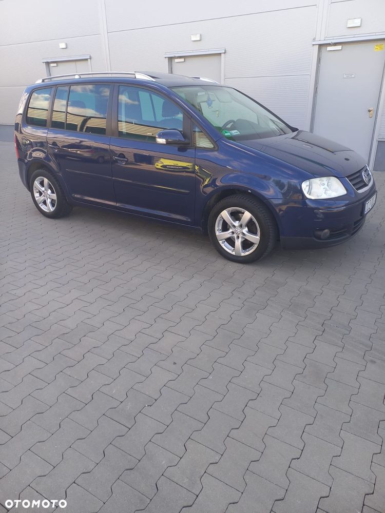 Volkswagen Touran - 2