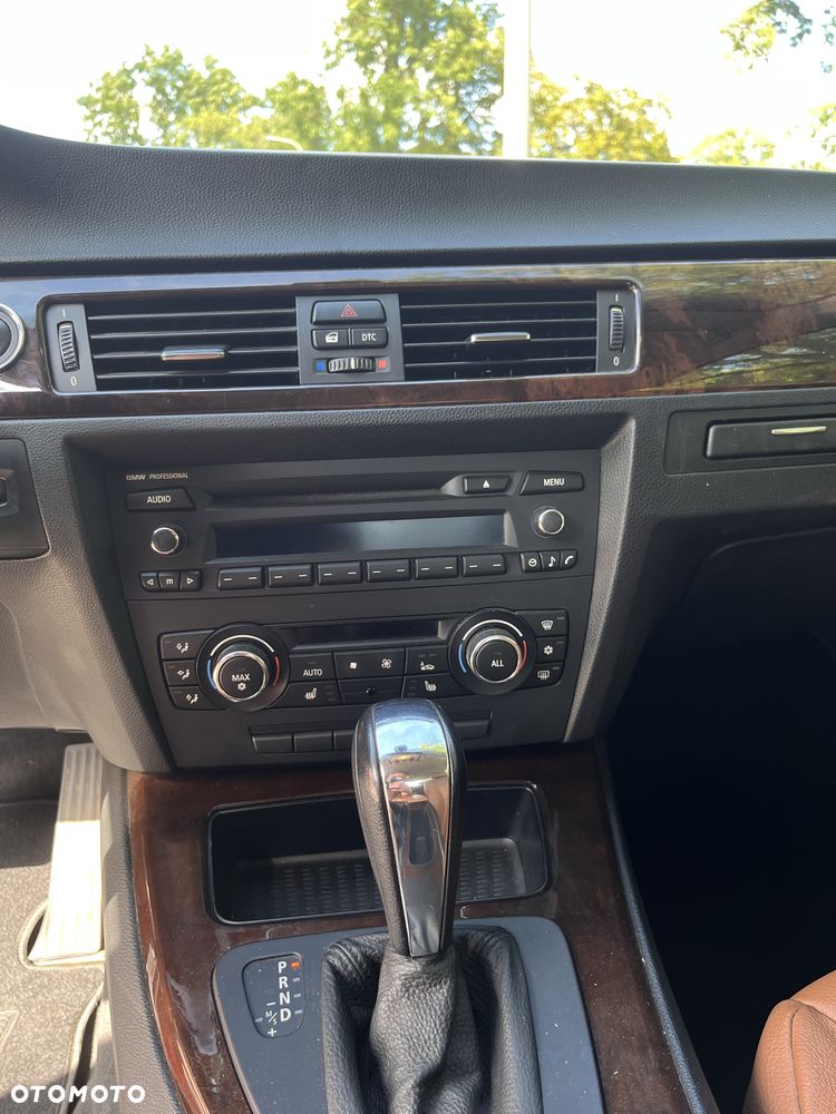 BMW Seria 3 - 12