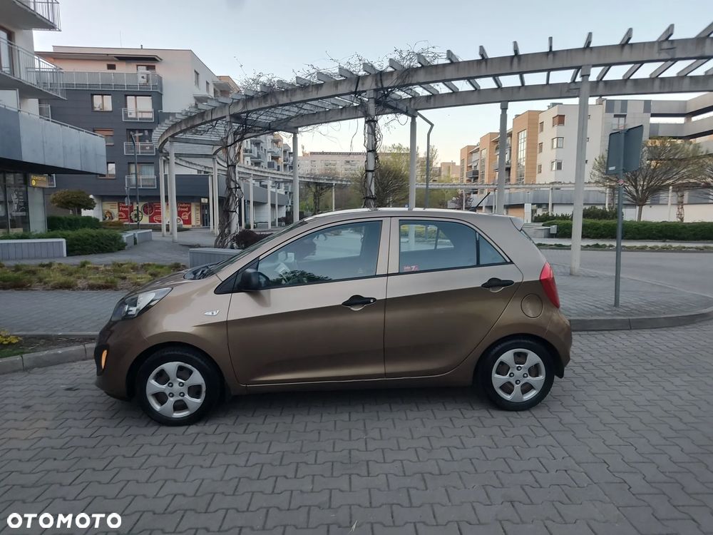 Kia Picanto 1.0 L - 3